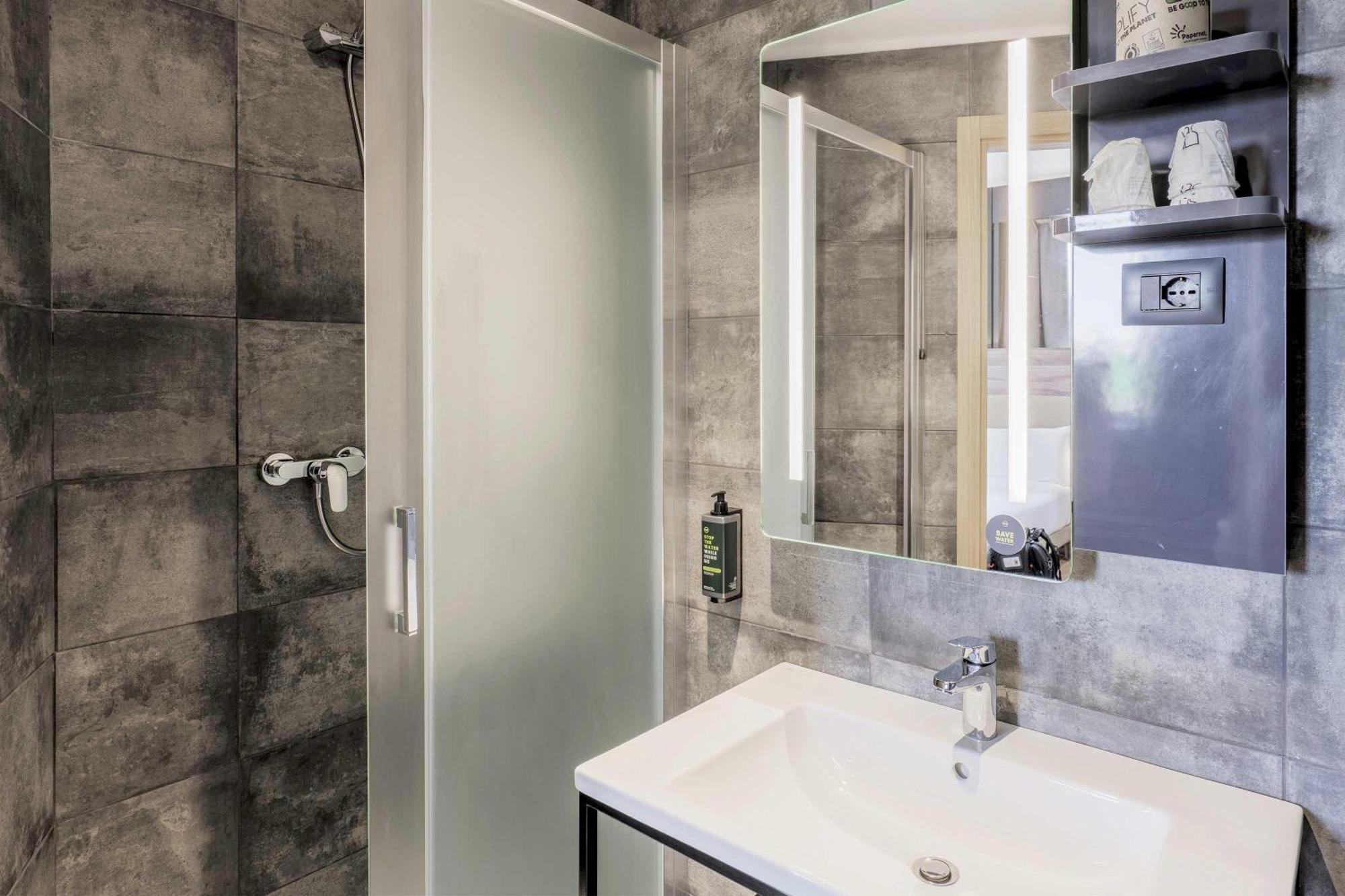 B&B Hotel Prato City Center المظهر الخارجي الصورة
