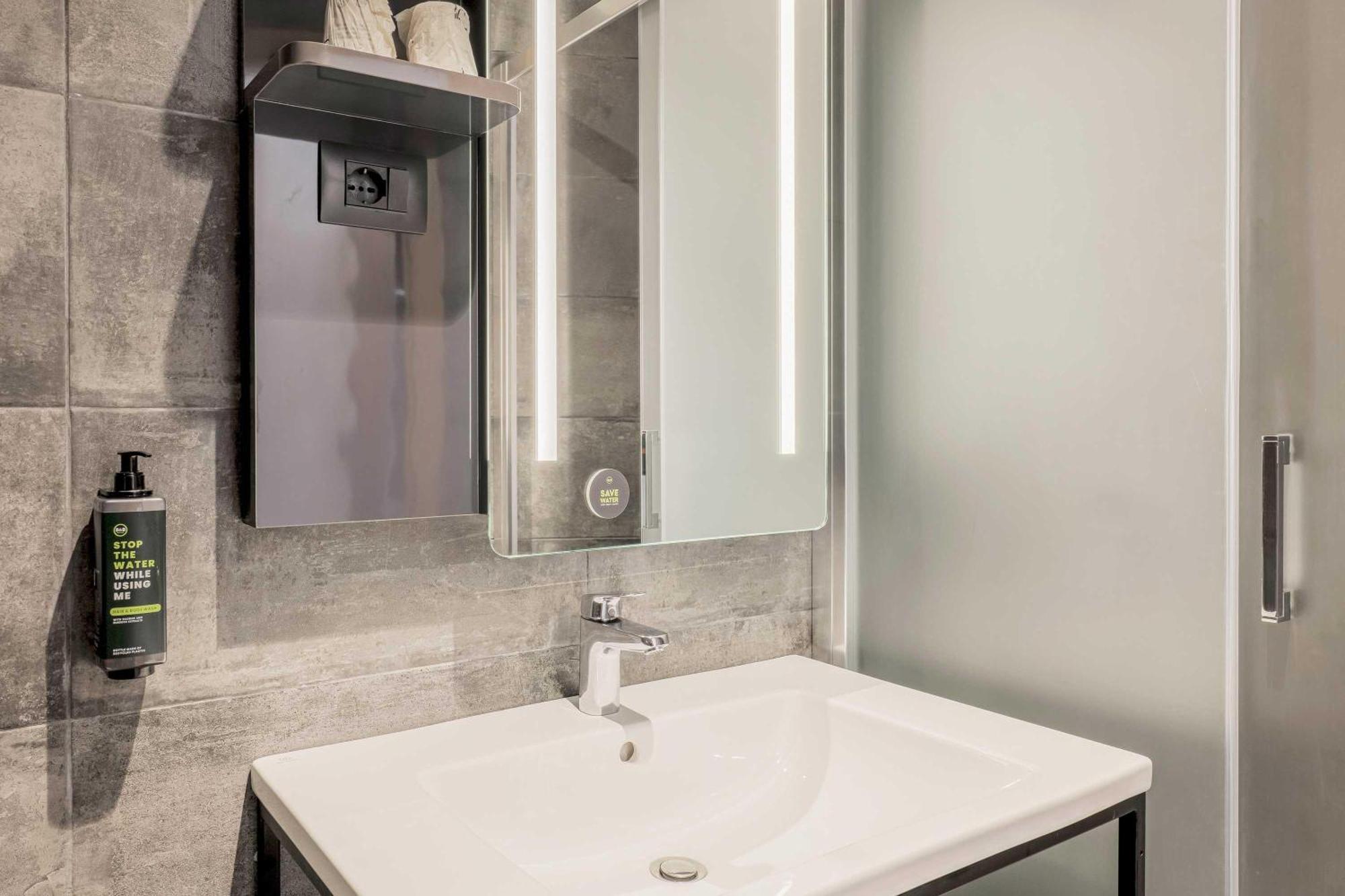 B&B Hotel Prato City Center المظهر الخارجي الصورة